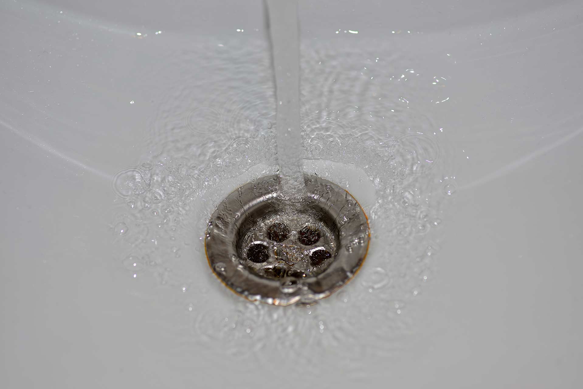 A2B Drains provides services to unblock blocked sinks and drains for properties in Braunstone.